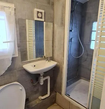 Pr2e Apartment *